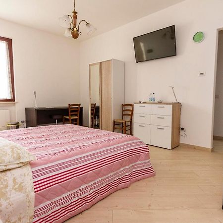 La Colomba B&B Castellaro  Eksteriør bilde