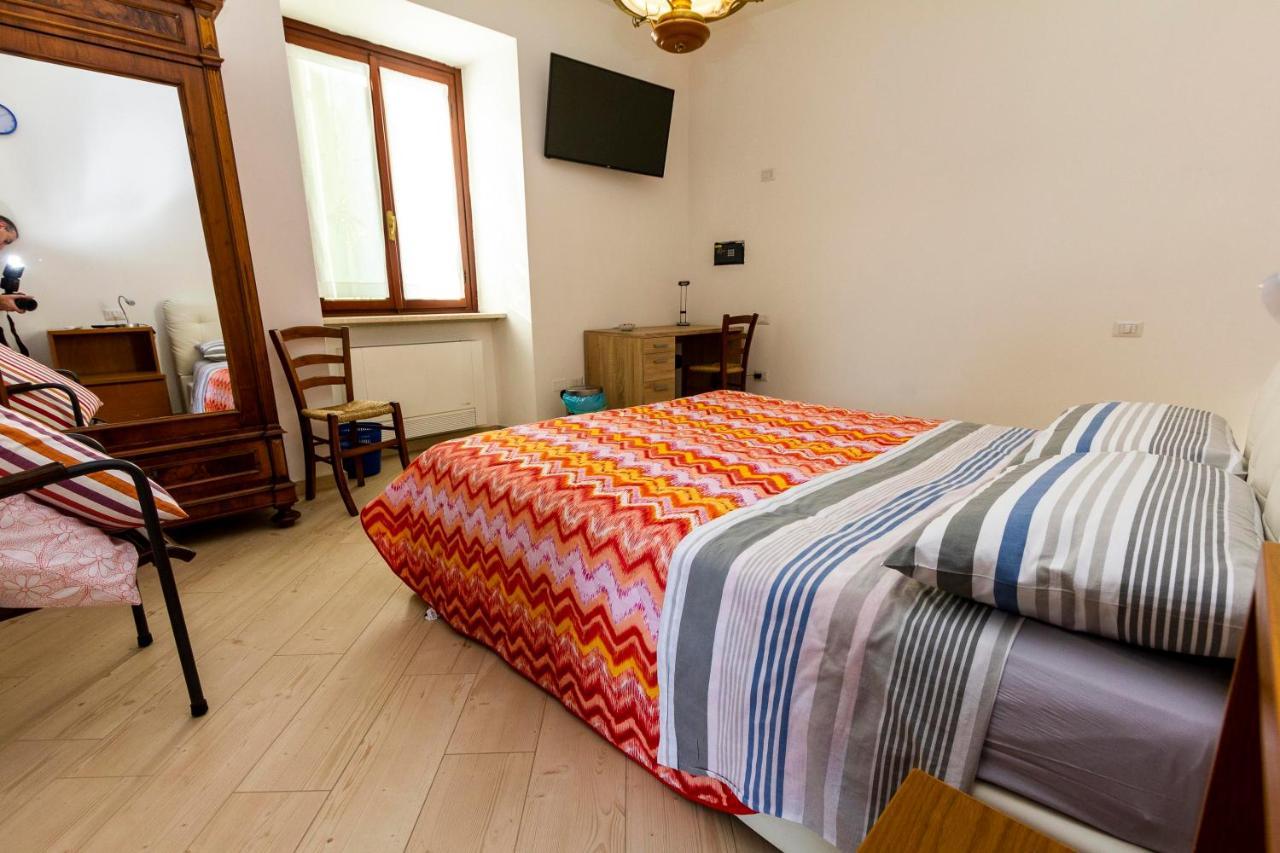 La Colomba B&B Castellaro  Eksteriør bilde